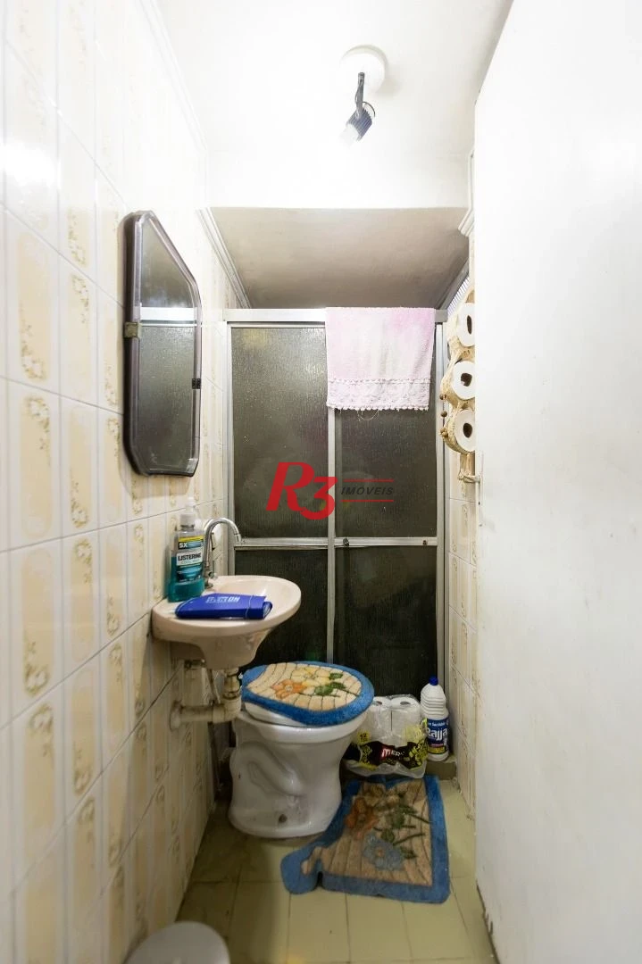 Sobrado com 3 dormitórios à venda, 220 m² por R$ 690.000,00 - Estuário - Santos/SP