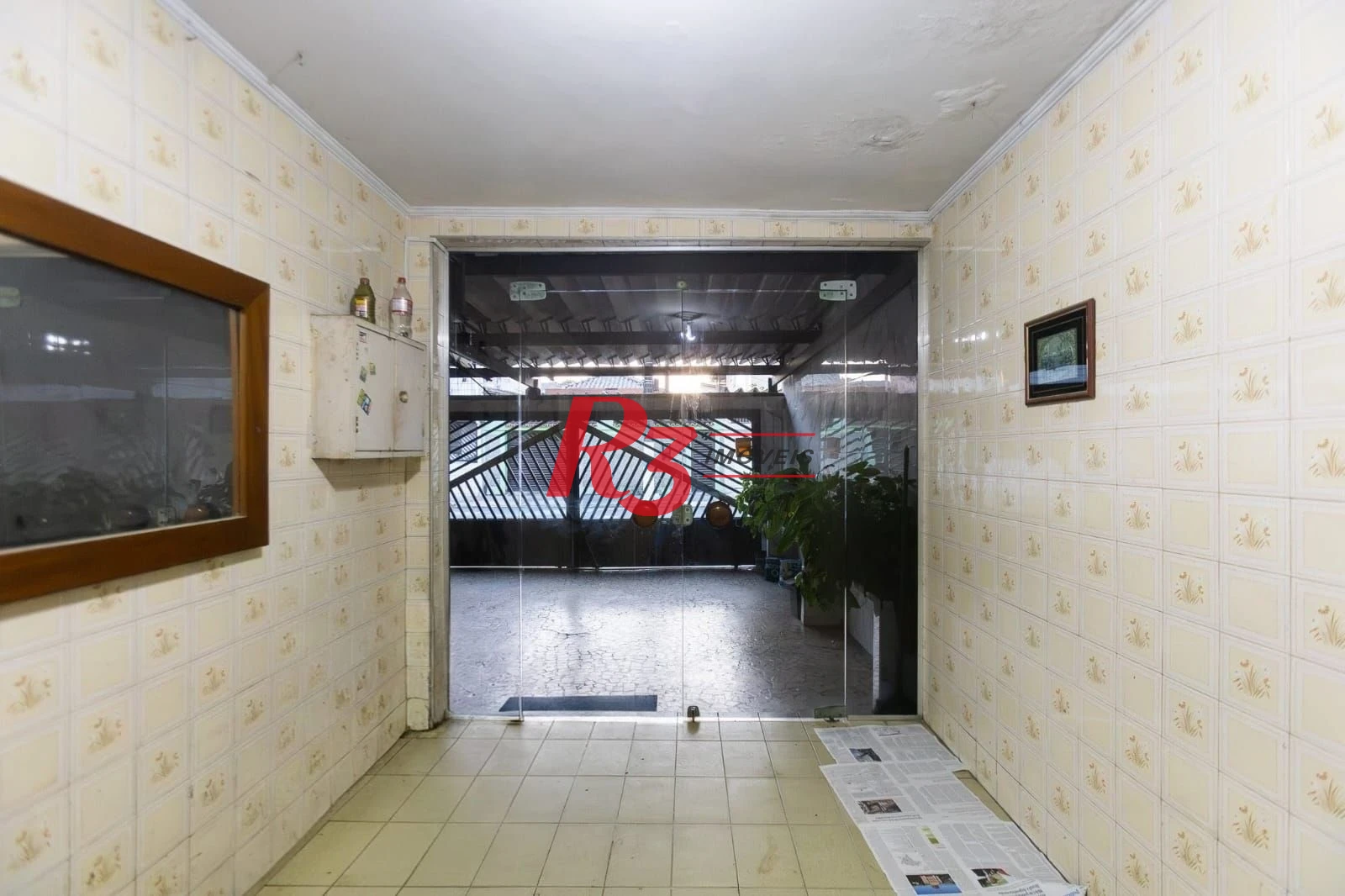 Sobrado com 3 dormitórios à venda, 220 m² por R$ 690.000,00 - Estuário - Santos/SP