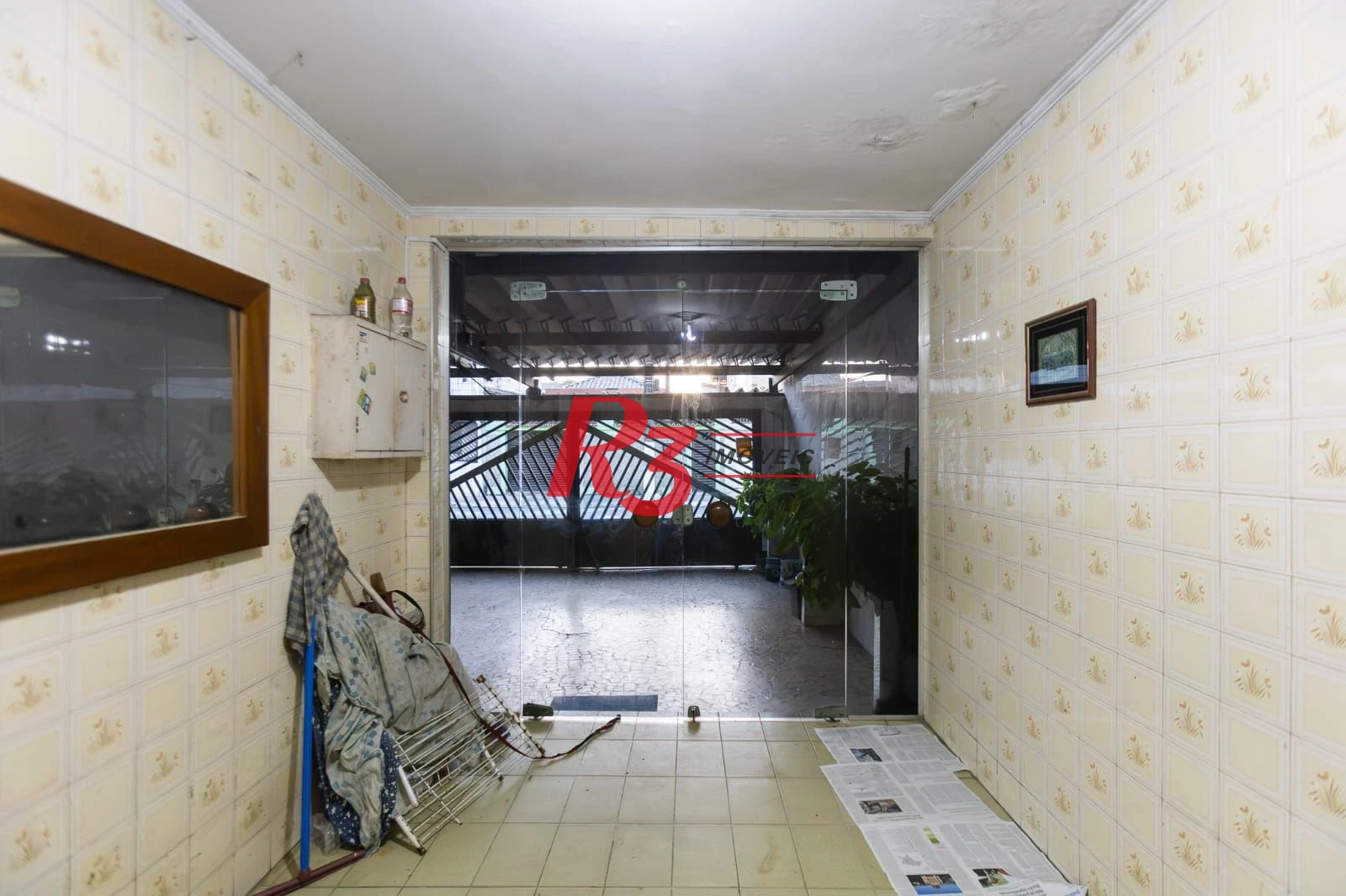 Sobrado com 3 dormitórios à venda, 220 m² por R$ 690.000,00 - Estuário - Santos/SP