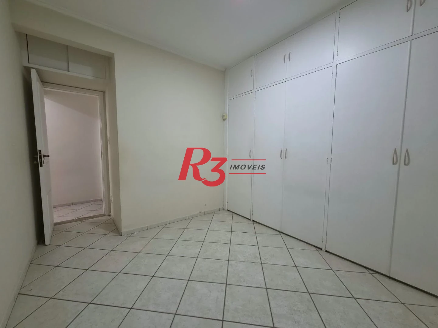 Apartamento com 3 dormitórios à venda, 104 m² por R$ 745.000,00 - Ponta da Praia - Santos/SP
