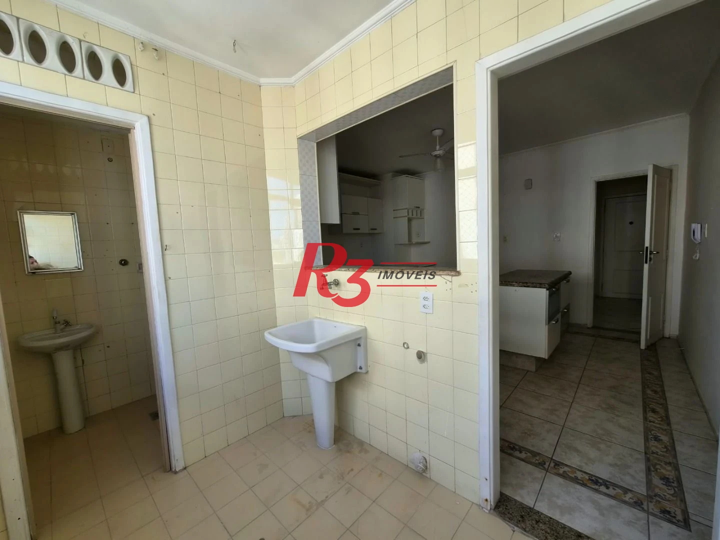 Apartamento com 3 dormitórios à venda, 104 m² por R$ 745.000,00 - Ponta da Praia - Santos/SP