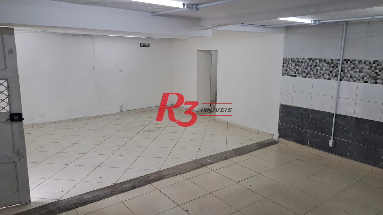 Loja para alugar, 58 m² por R$ 3.000,02/mês - Vila Mathias - Santos/SP