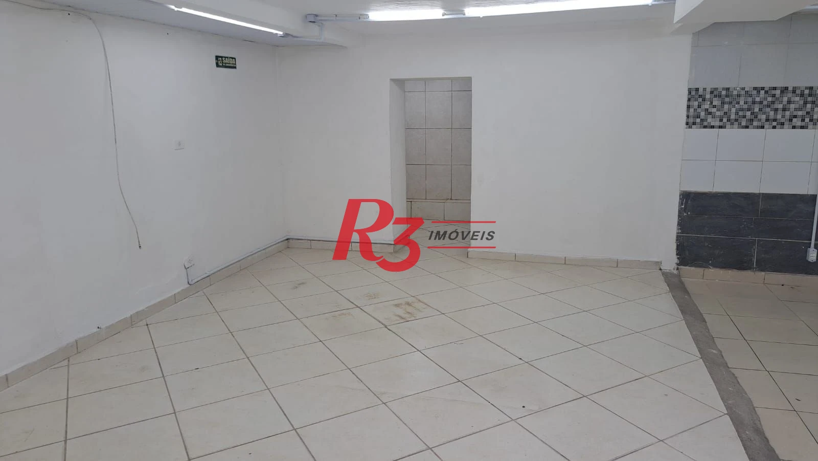 Loja para alugar, 58 m² por R$ 3.000,02/mês - Vila Mathias - Santos/SP