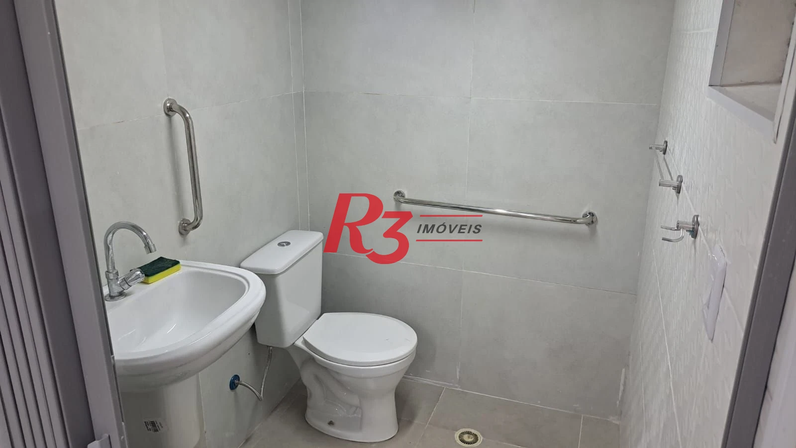 Loja para alugar, 50 m² por R$ 3.000,02/mês - Vila Mathias - Santos/SP