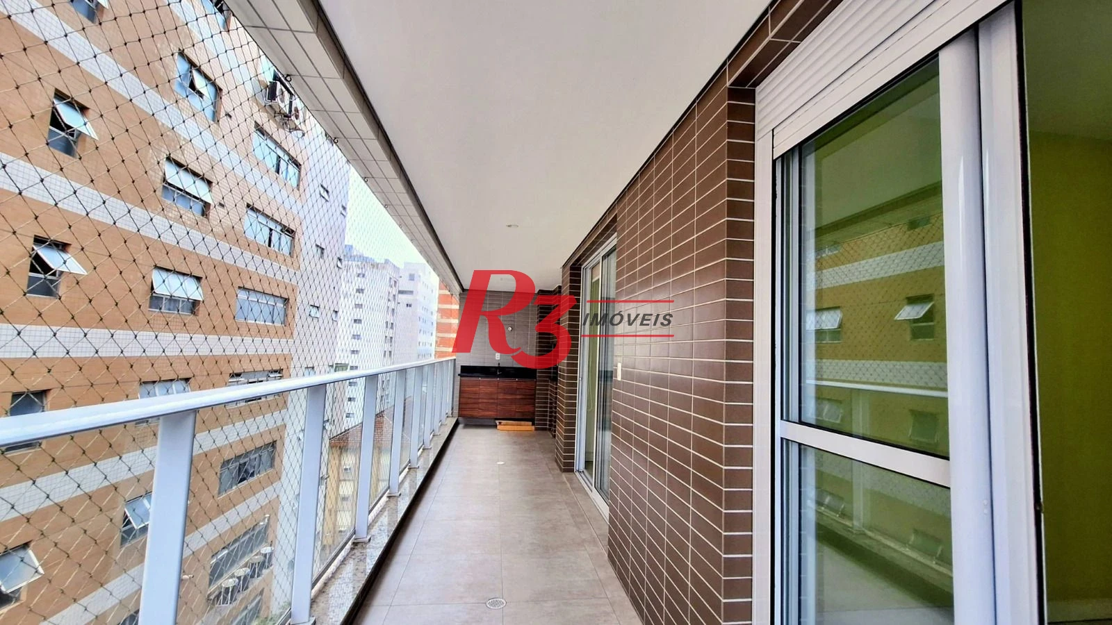 Apartamento com 2 dormitórios à venda, 105 m² por R$ 1.330.000,00 - Embaré - Santos/SP