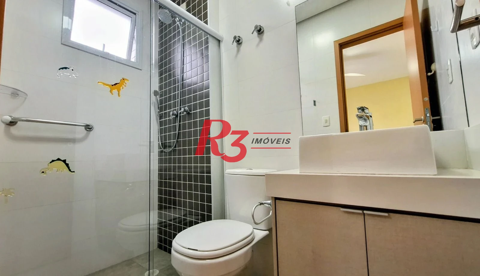 Apartamento com 2 dormitórios à venda, 105 m² por R$ 1.330.000,00 - Embaré - Santos/SP