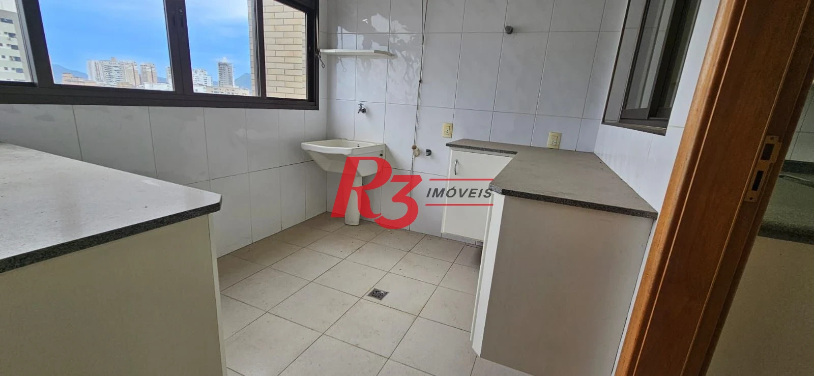 Apartamento com 3 dormitórios para alugar, 168 m² por R$ 9.800,00/mês - Ponta da Praia - Santos/SP