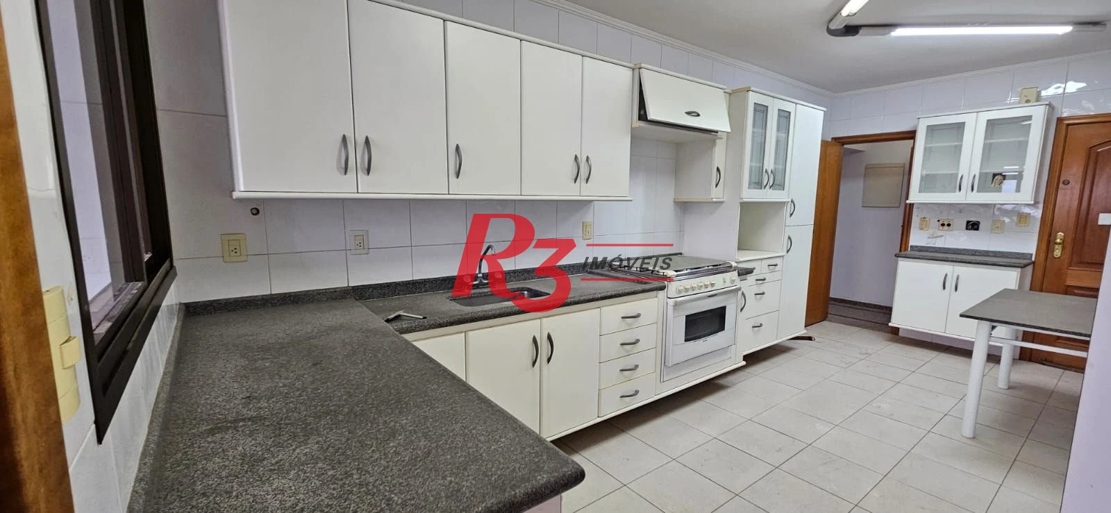 Apartamento com 3 dormitórios para alugar, 168 m² por R$ 9.800,00/mês - Ponta da Praia - Santos/SP