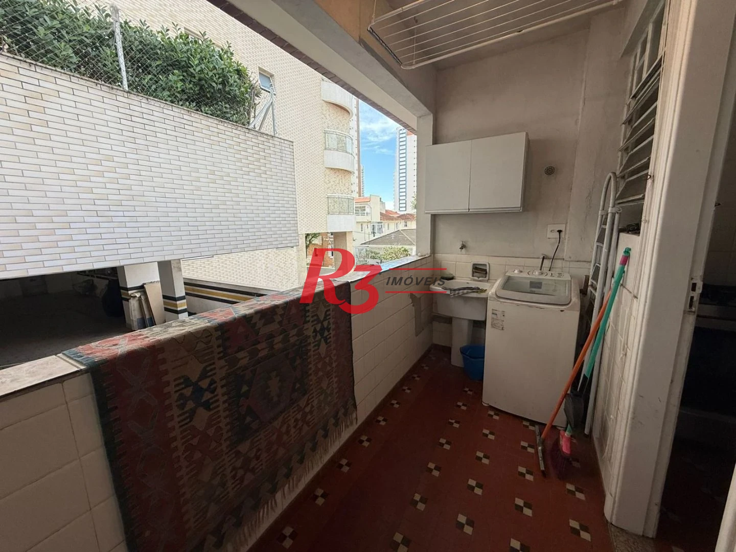Apartamento com 2 dormitórios para alugar, 110 m² por R$ 5.900,00/mês - Boqueirão - Santos/SP