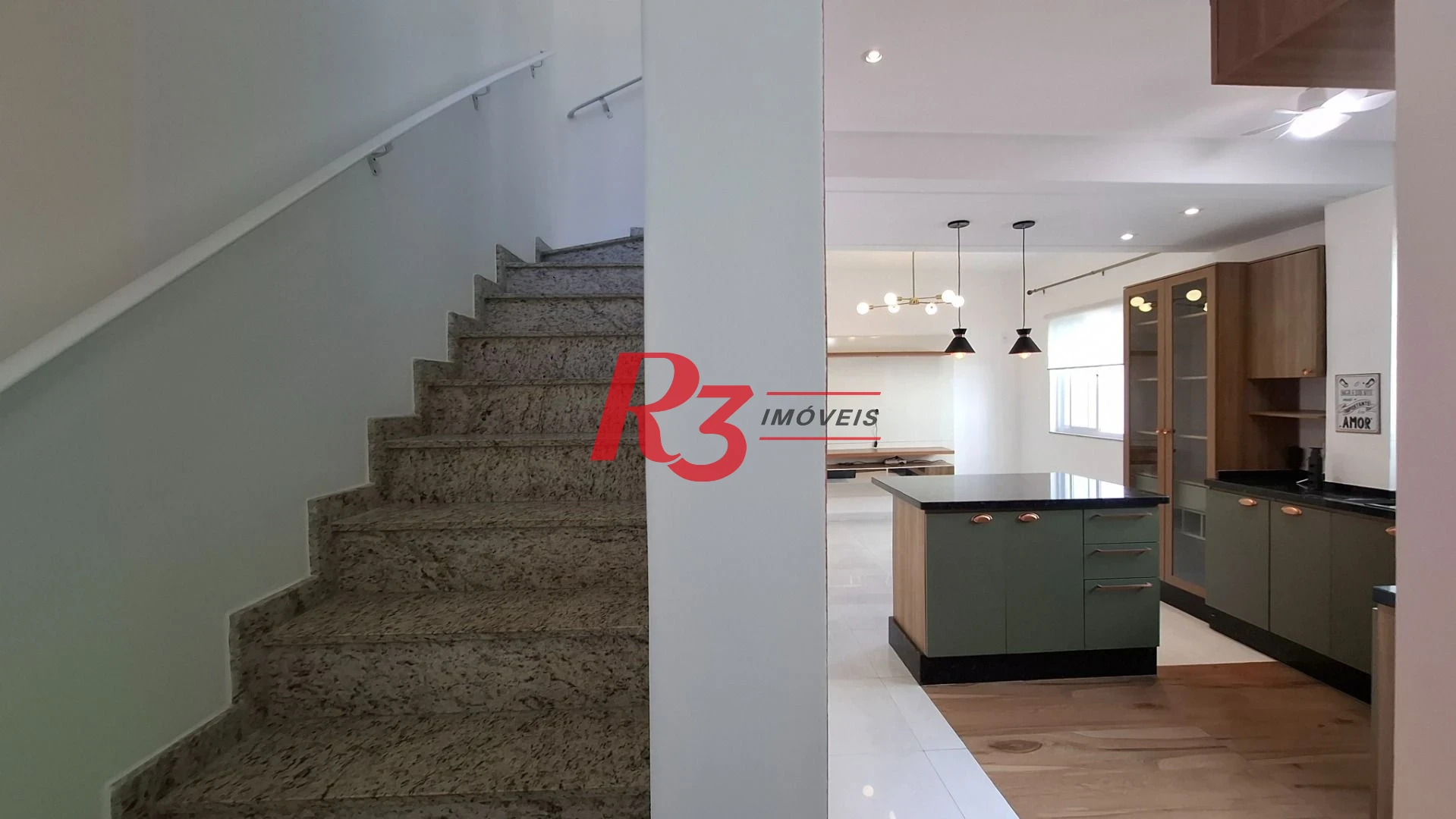 Village com 2 dormitórios para alugar, 88 m² por R$ 4.200,00/mês - Campo Grande - Santos/SP
