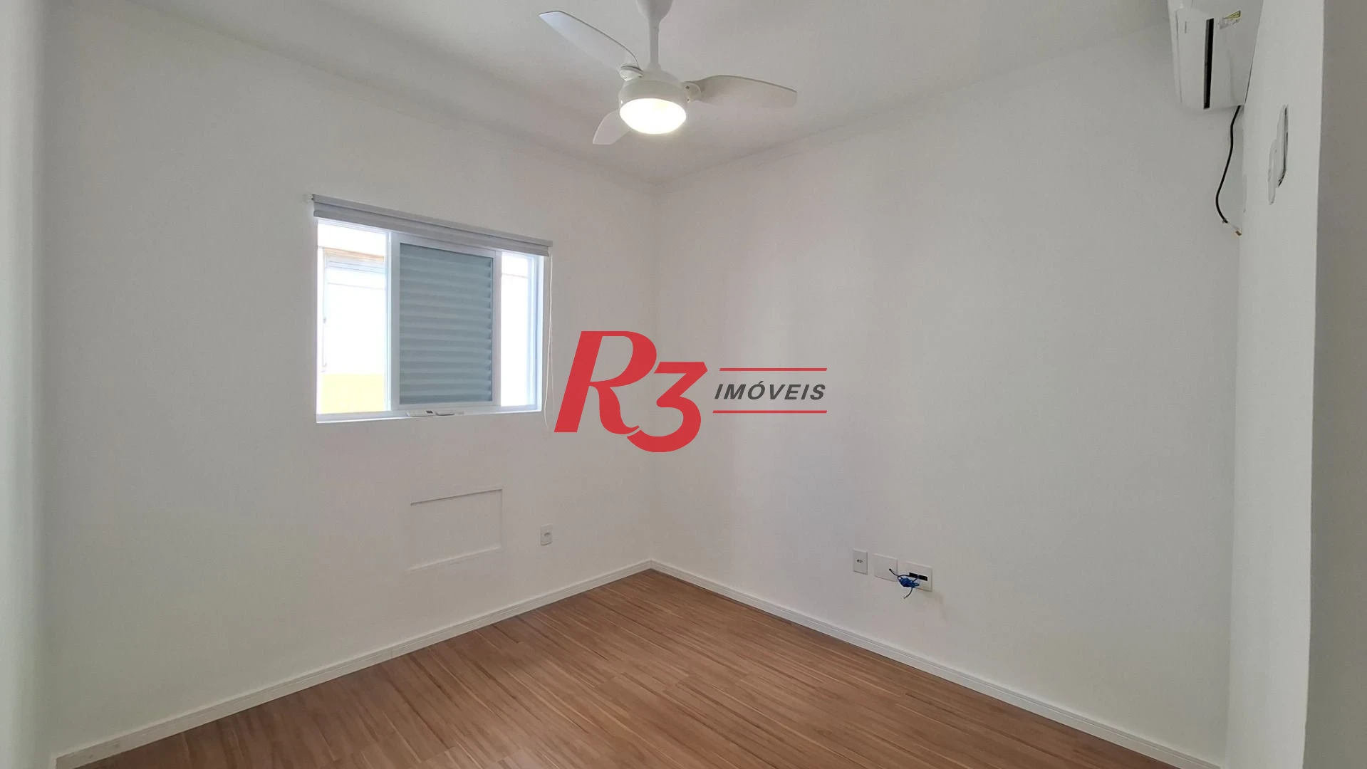 Village com 2 dormitórios para alugar, 88 m² por R$ 4.200,00/mês - Campo Grande - Santos/SP