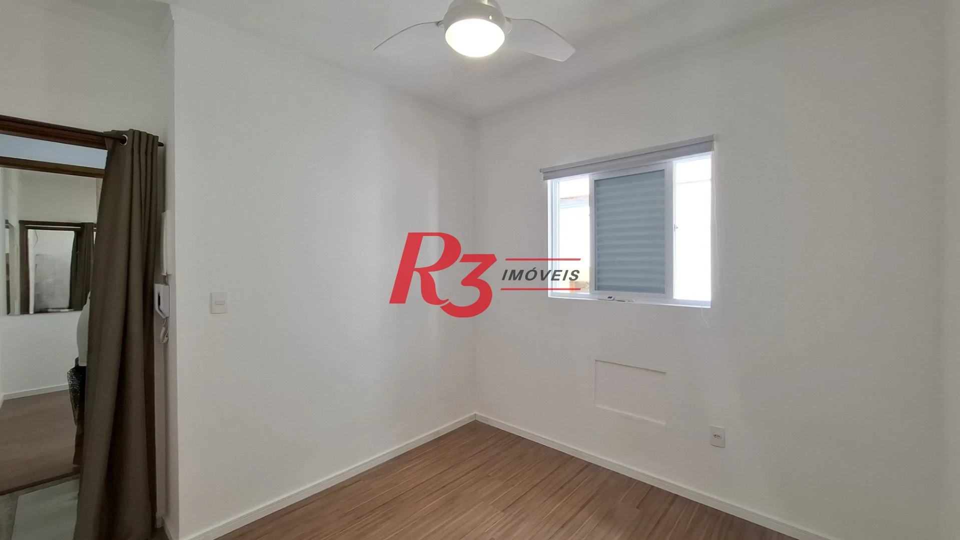Village com 2 dormitórios para alugar, 88 m² por R$ 4.200,00/mês - Campo Grande - Santos/SP