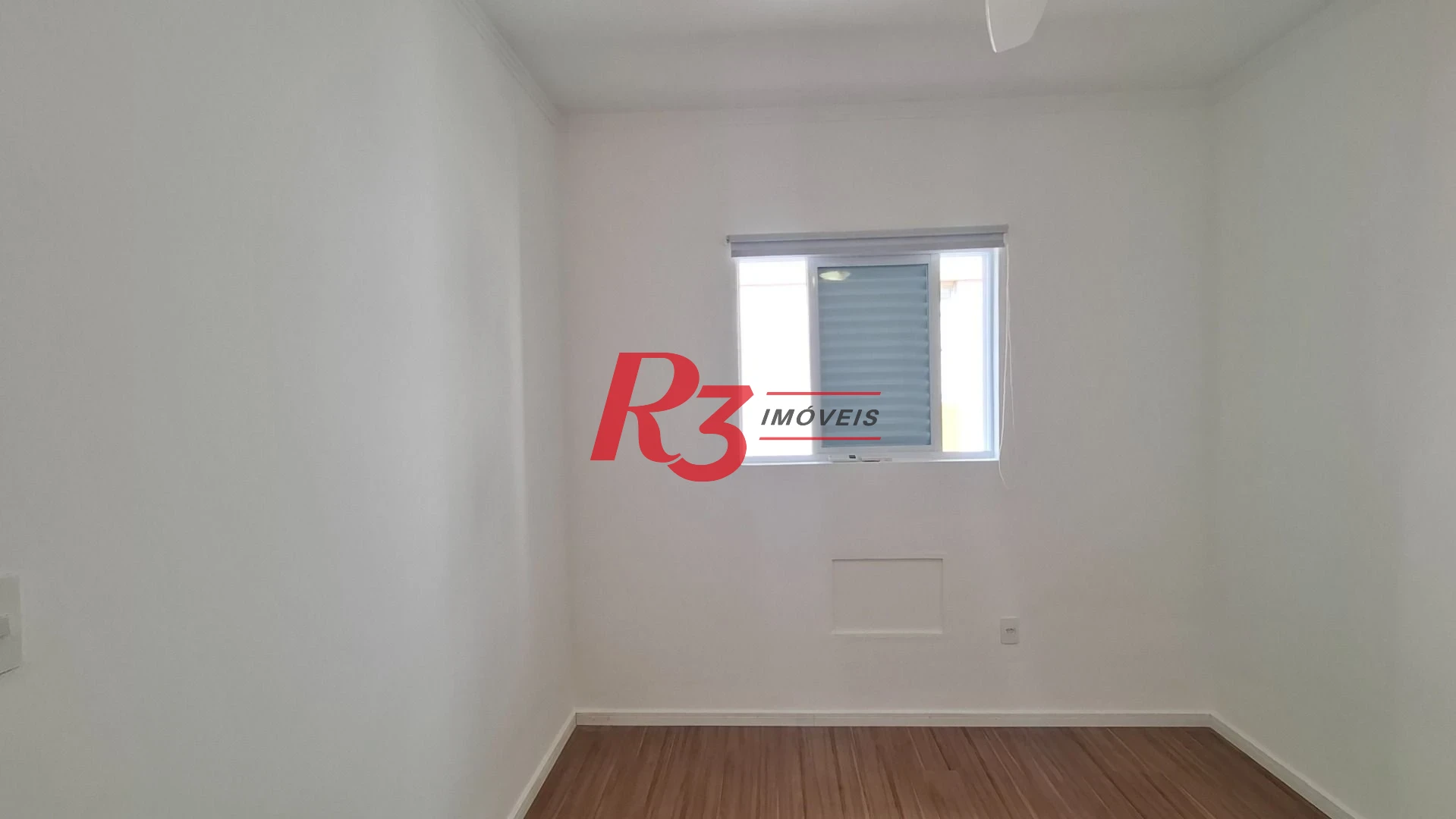 Village com 2 dormitórios para alugar, 88 m² por R$ 4.200,00/mês - Campo Grande - Santos/SP