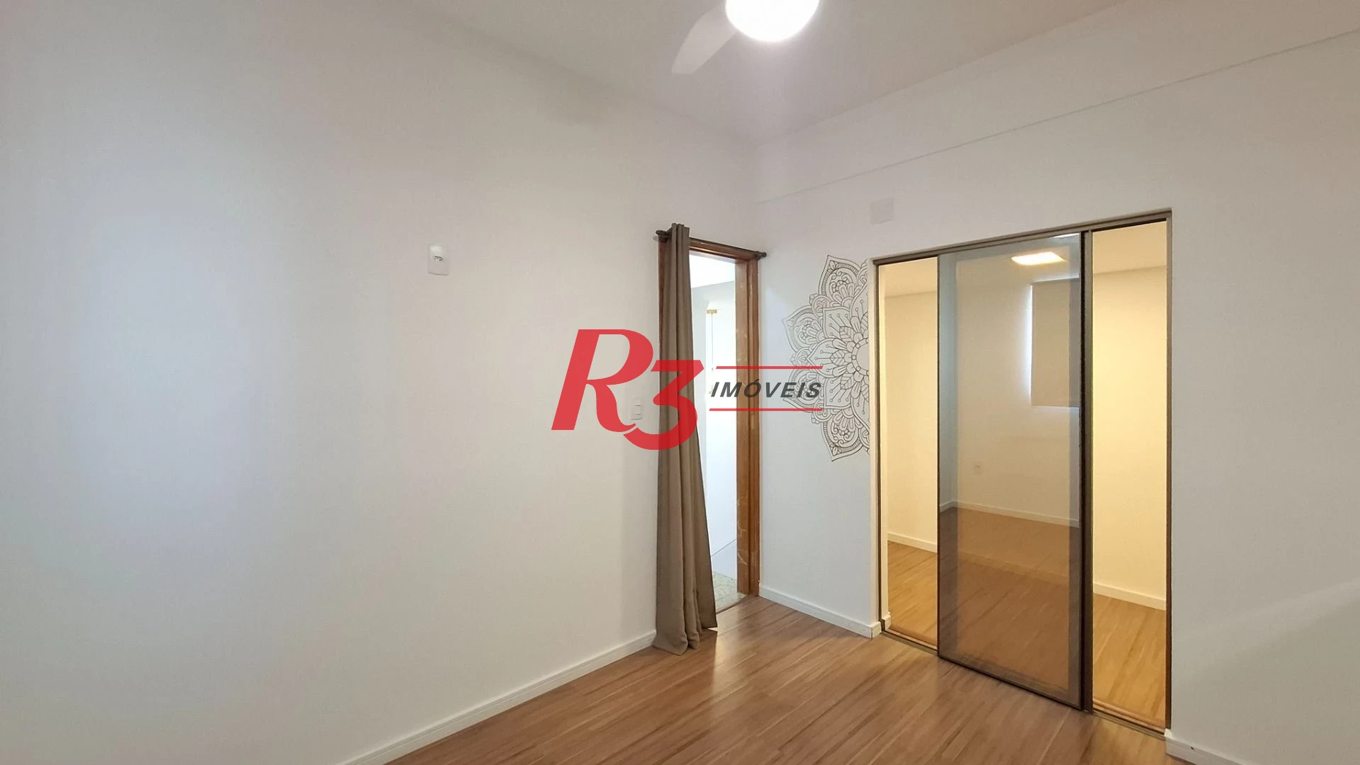 Village com 2 dormitórios para alugar, 88 m² por R$ 4.200,00/mês - Campo Grande - Santos/SP
