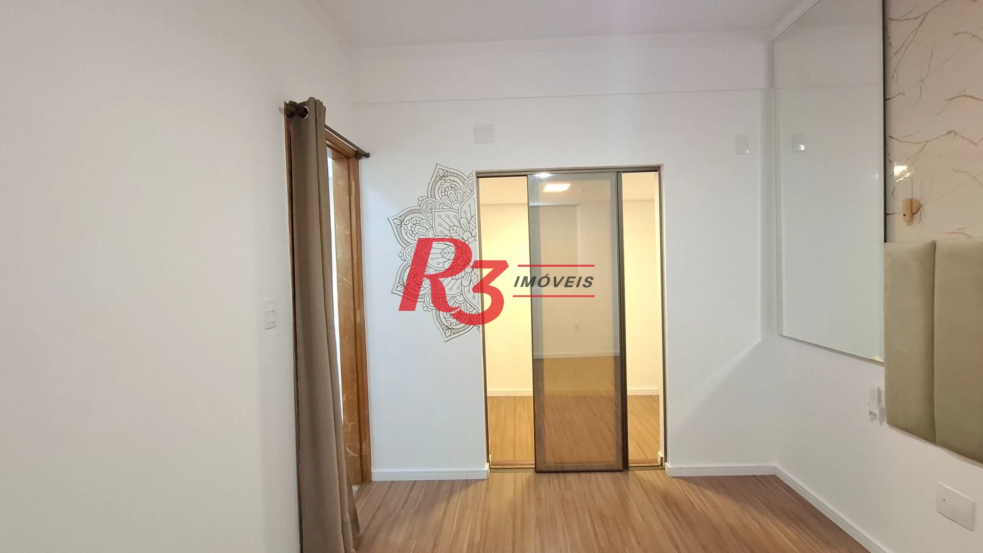 Village com 2 dormitórios para alugar, 88 m² por R$ 4.200,00/mês - Campo Grande - Santos/SP