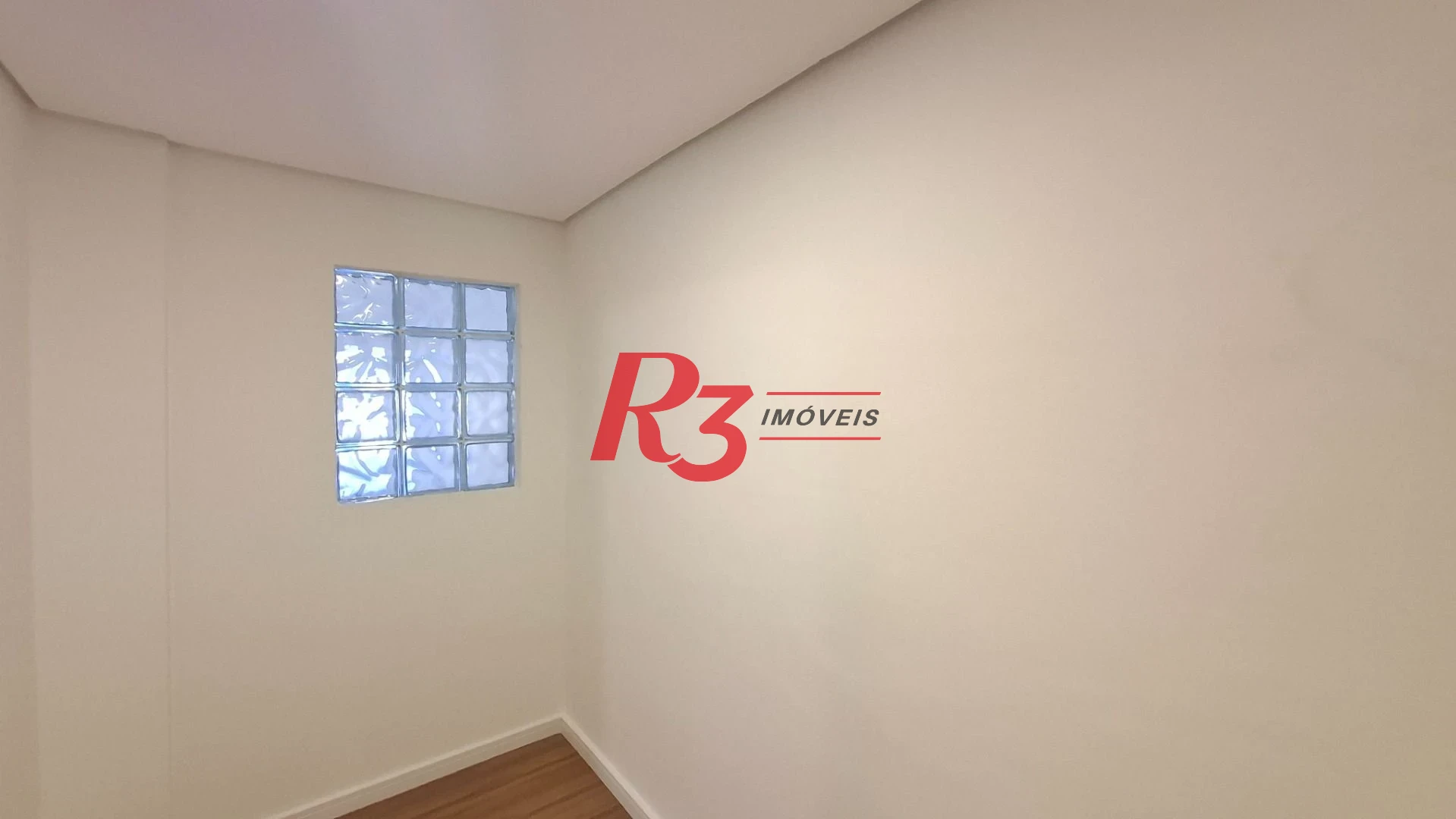 Village com 2 dormitórios para alugar, 88 m² por R$ 4.200,00/mês - Campo Grande - Santos/SP