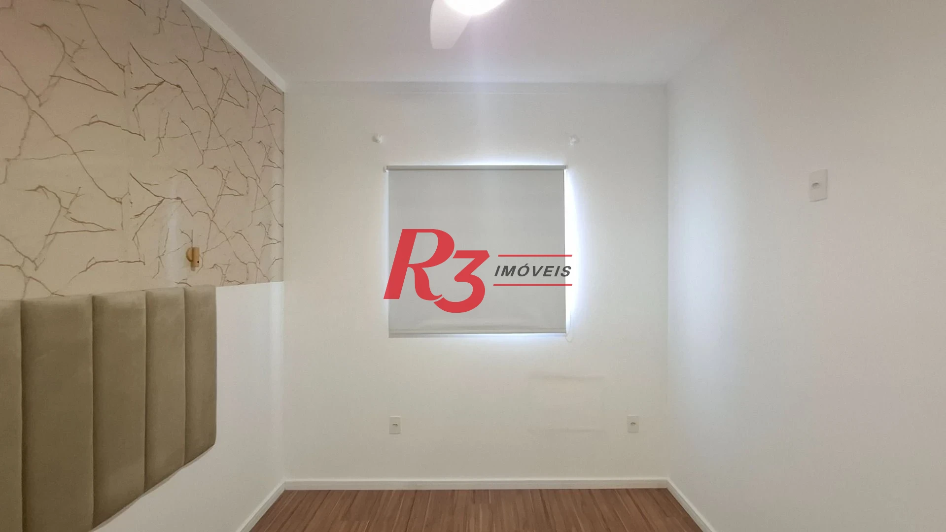 Village com 2 dormitórios para alugar, 88 m² por R$ 4.200,00/mês - Campo Grande - Santos/SP