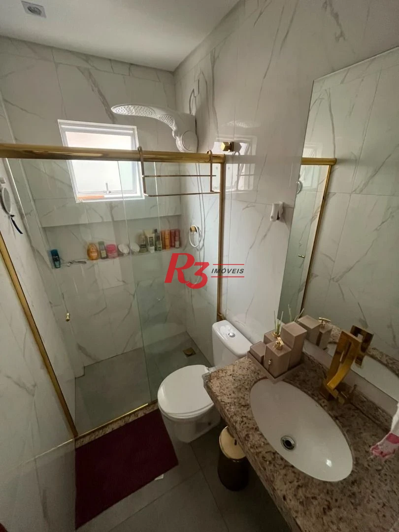 Village com 2 dormitórios para alugar, 88 m² por R$ 4.900,00/mês - Campo Grande - Santos/SP