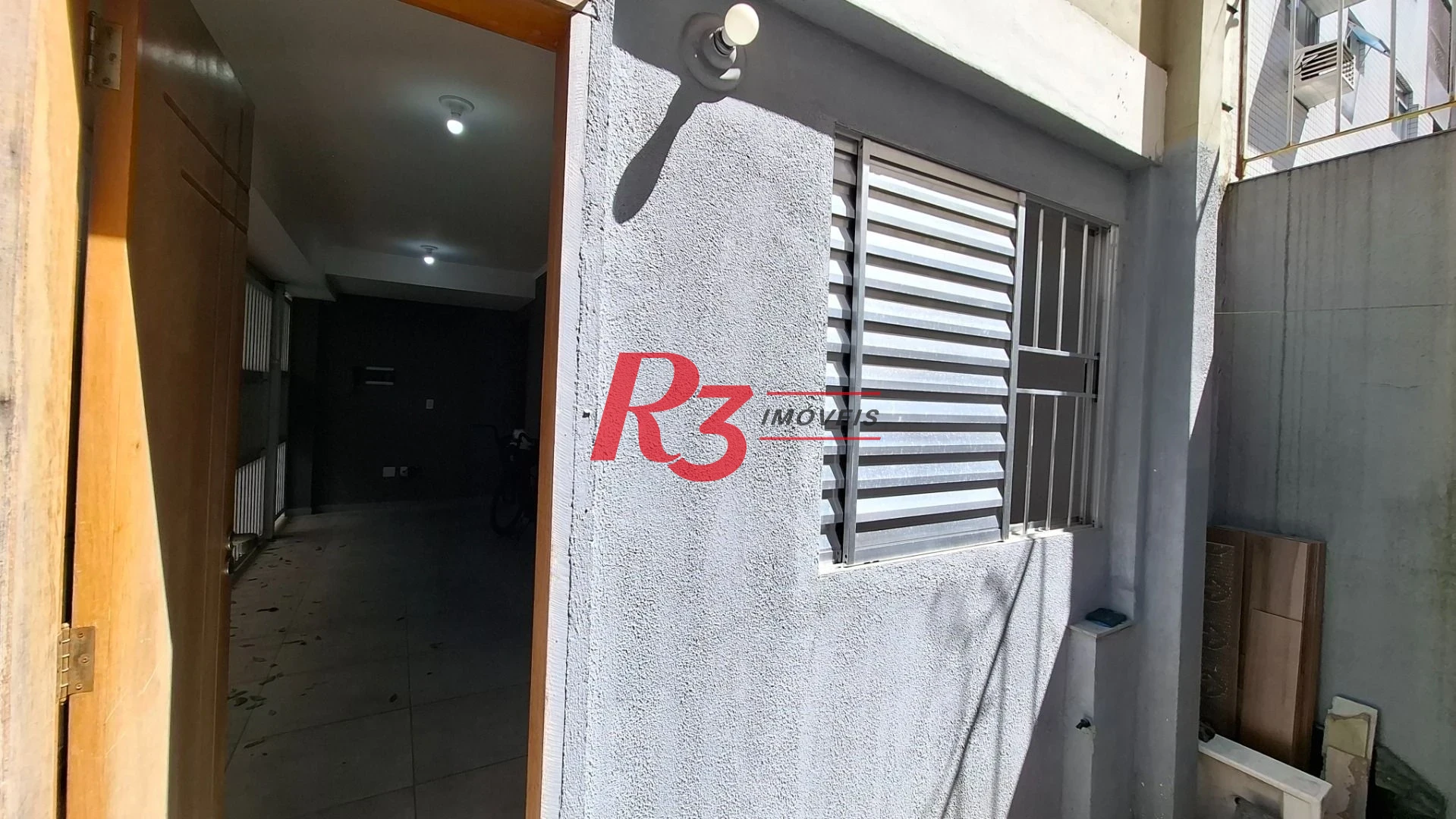Village com 2 dormitórios para alugar, 88 m² por R$ 4.200,00/mês - Campo Grande - Santos/SP