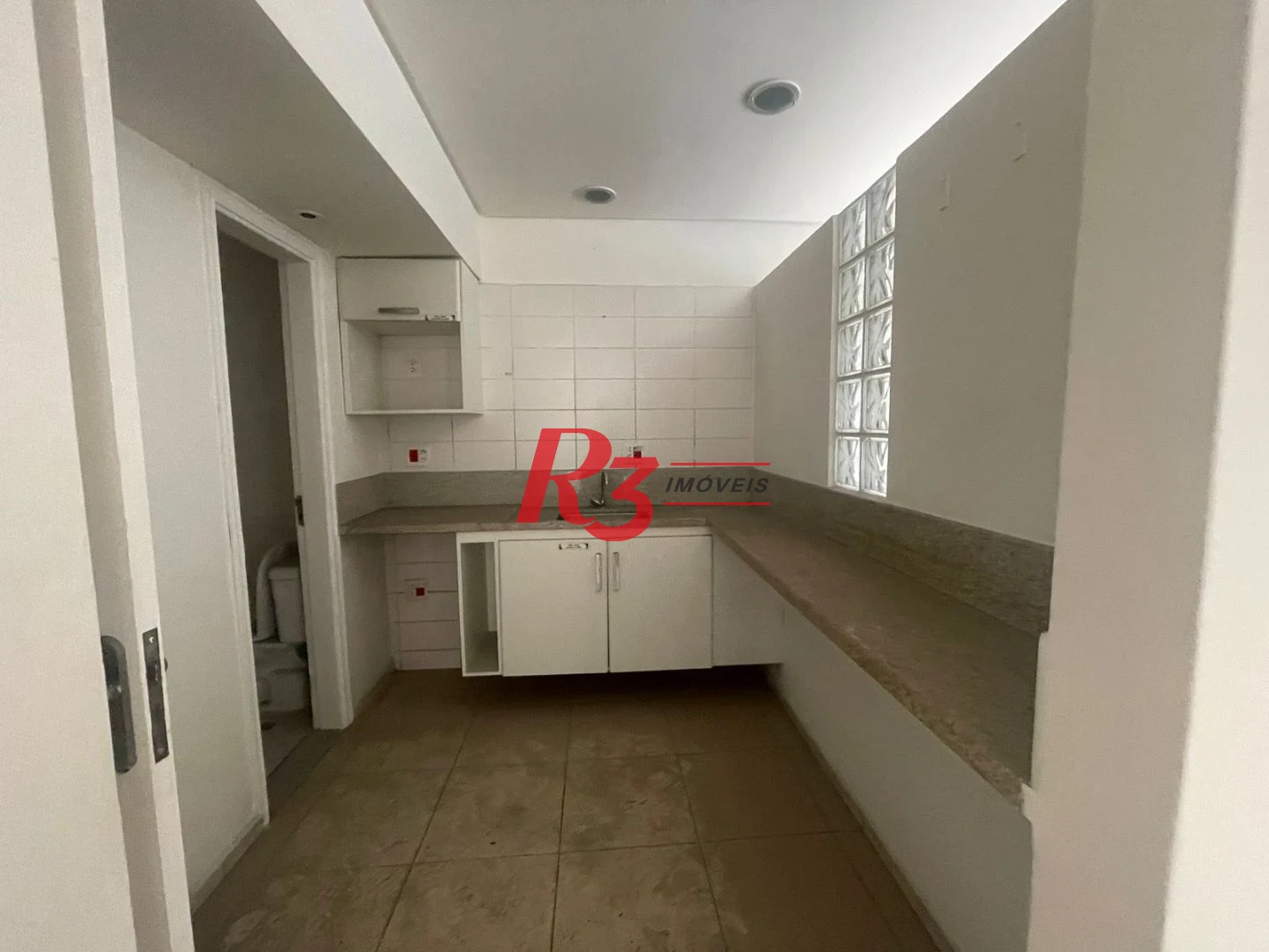 Sala para alugar, 66 m² por R$ 3.100,00/mês - Centro - Santos/SP