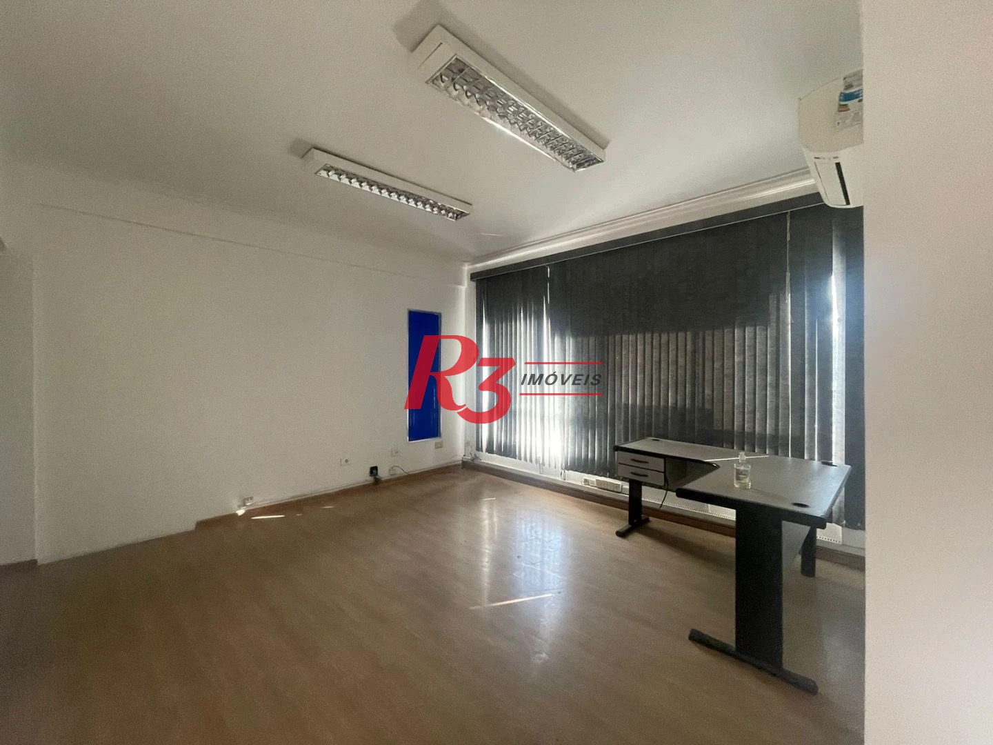 Sala para alugar, 66 m² por R$ 3.100,00/mês - Centro - Santos/SP
