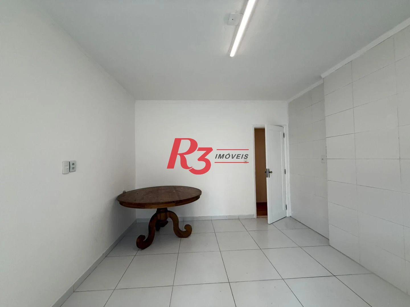 Apartamento com 3 dormitórios à venda, 160 m² por R$ 1.810.000,00 - Boqueirão - Santos/SP