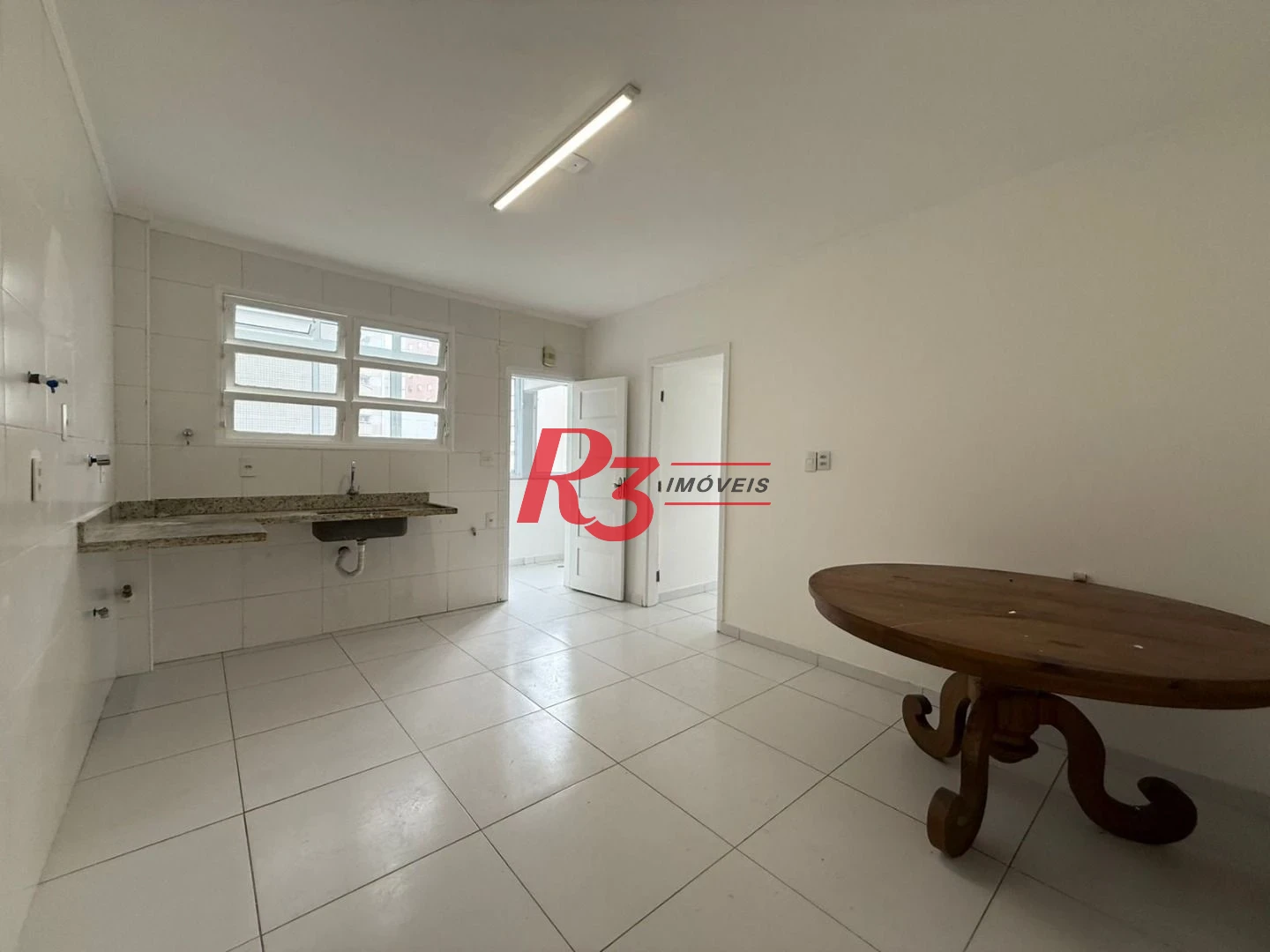 Apartamento com 3 dormitórios à venda, 160 m² por R$ 1.810.000,00 - Boqueirão - Santos/SP