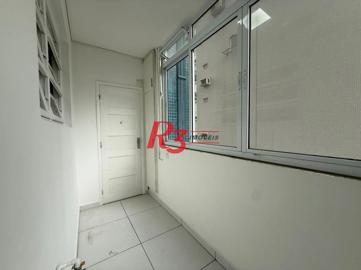 Apartamento com 3 dormitórios à venda, 160 m² por R$ 1.810.000,00 - Boqueirão - Santos/SP