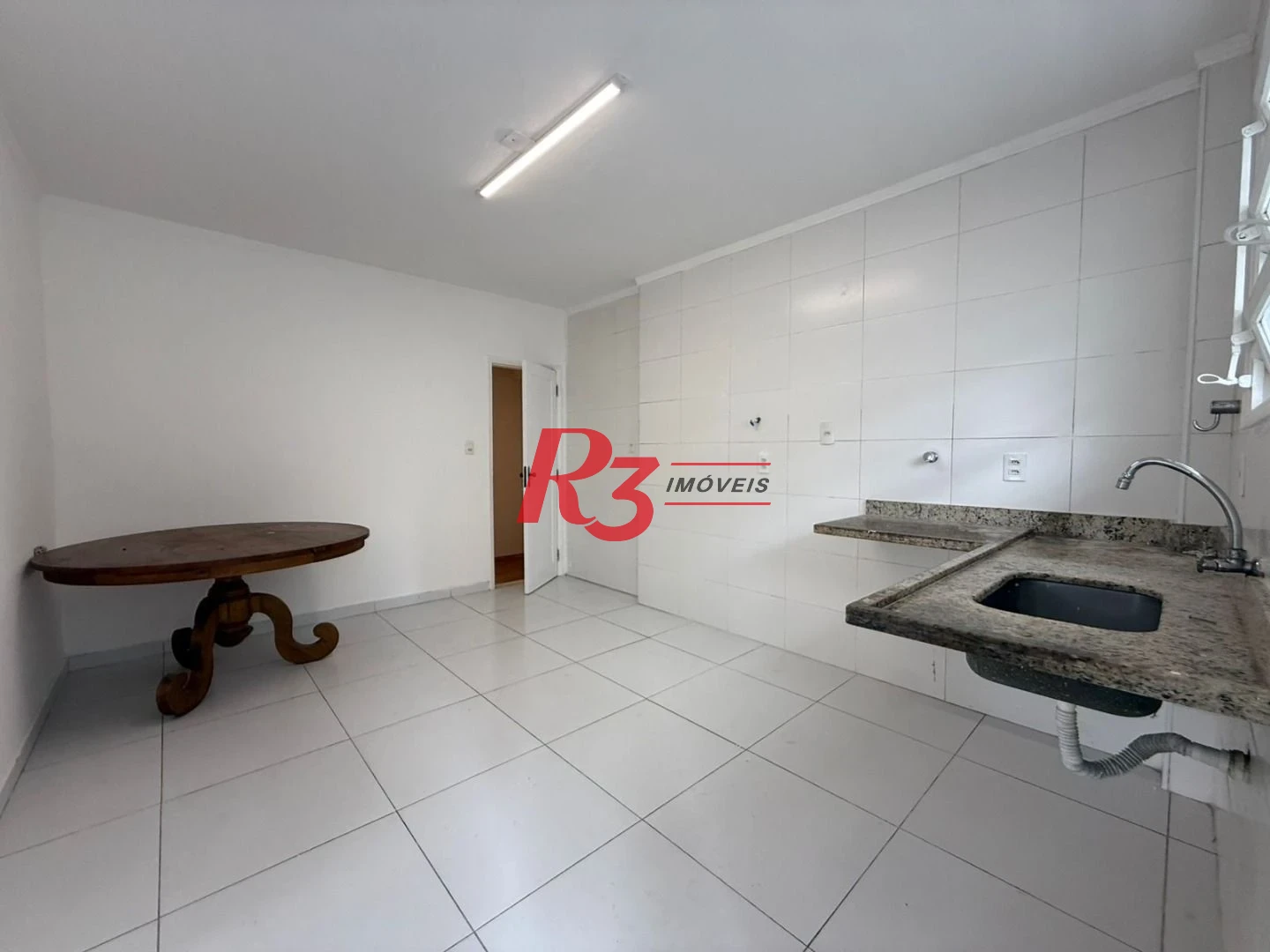 Apartamento com 3 dormitórios à venda, 160 m² por R$ 1.810.000,00 - Boqueirão - Santos/SP