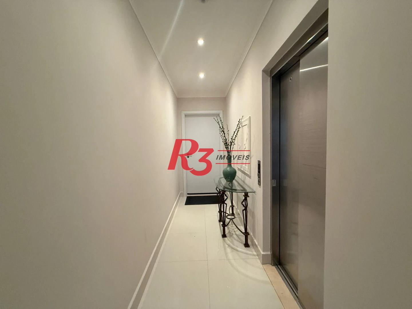 Apartamento com 3 dormitórios à venda, 160 m² por R$ 1.810.000,00 - Boqueirão - Santos/SP