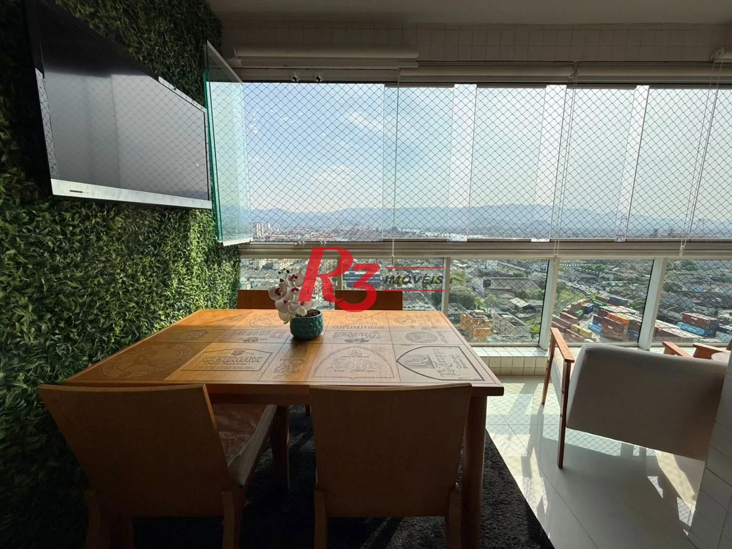 Apartamento com 2 dormitórios à venda, 66 m² por R$ 745.000,00 - Macuco - Santos/SP