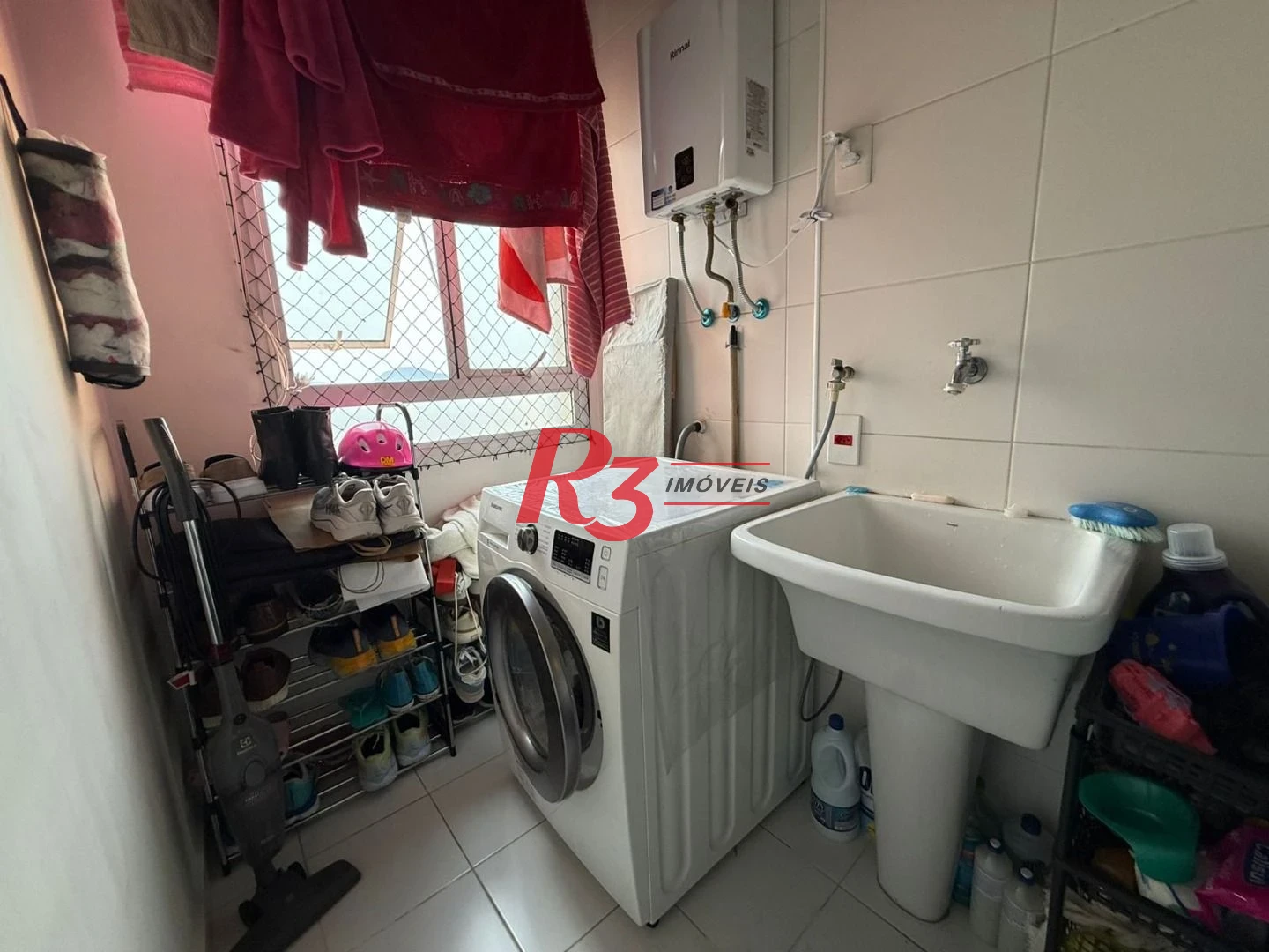 Apartamento com 2 dormitórios à venda, 66 m² por R$ 745.000,00 - Macuco - Santos/SP