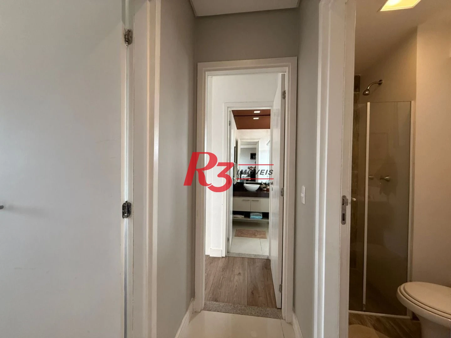 Apartamento com 2 dormitórios à venda, 66 m² por R$ 745.000,00 - Macuco - Santos/SP