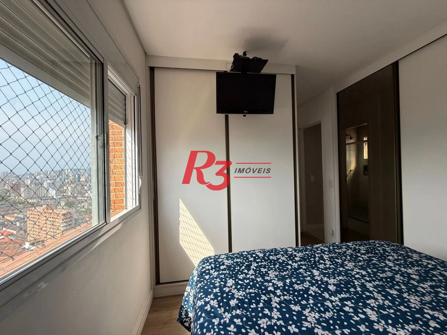 Apartamento com 2 dormitórios à venda, 66 m² por R$ 745.000,00 - Macuco - Santos/SP