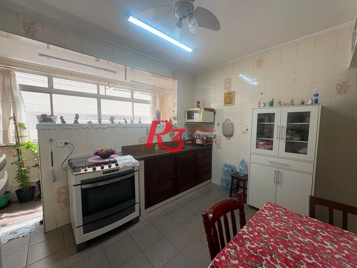 Apartamento com 2 dormitórios à venda, 100 m² por R$ 650.000,00 - Campo Grande - Santos/SP