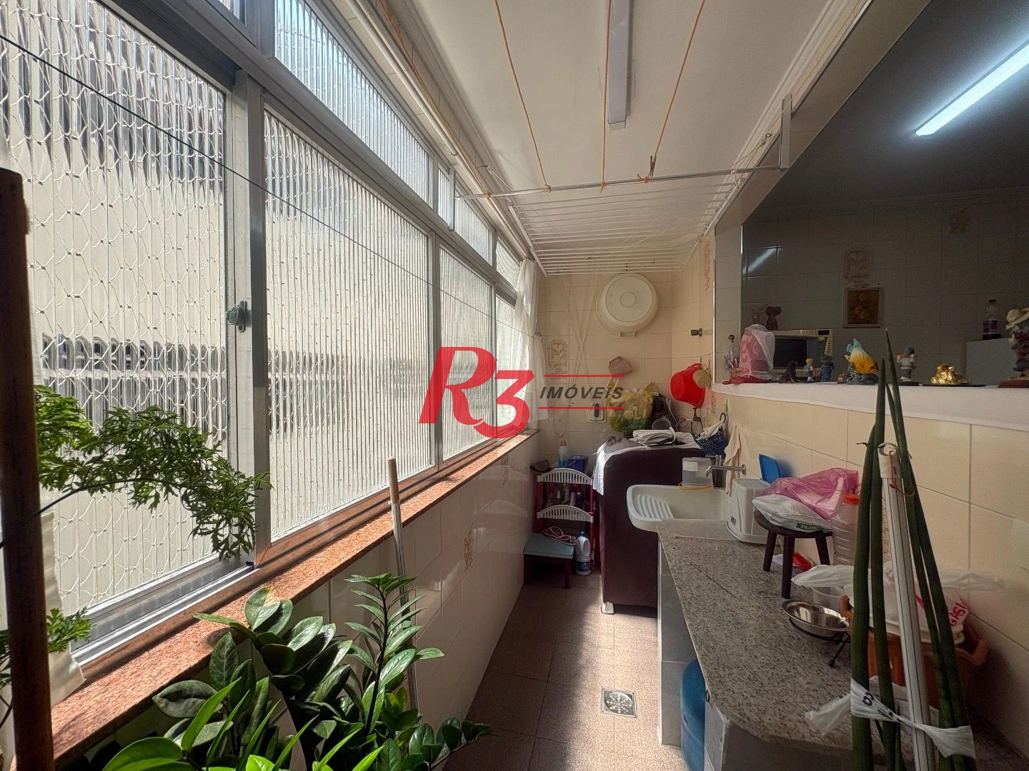Apartamento com 2 dormitórios à venda, 100 m² por R$ 650.000,00 - Campo Grande - Santos/SP