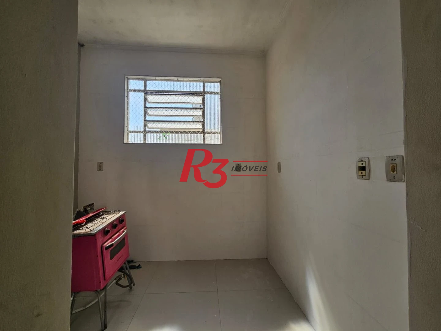 Apartamento com 2 dormitórios à venda, 55 m² por R$ 430.000,00 - Boqueirão - Santos/SP