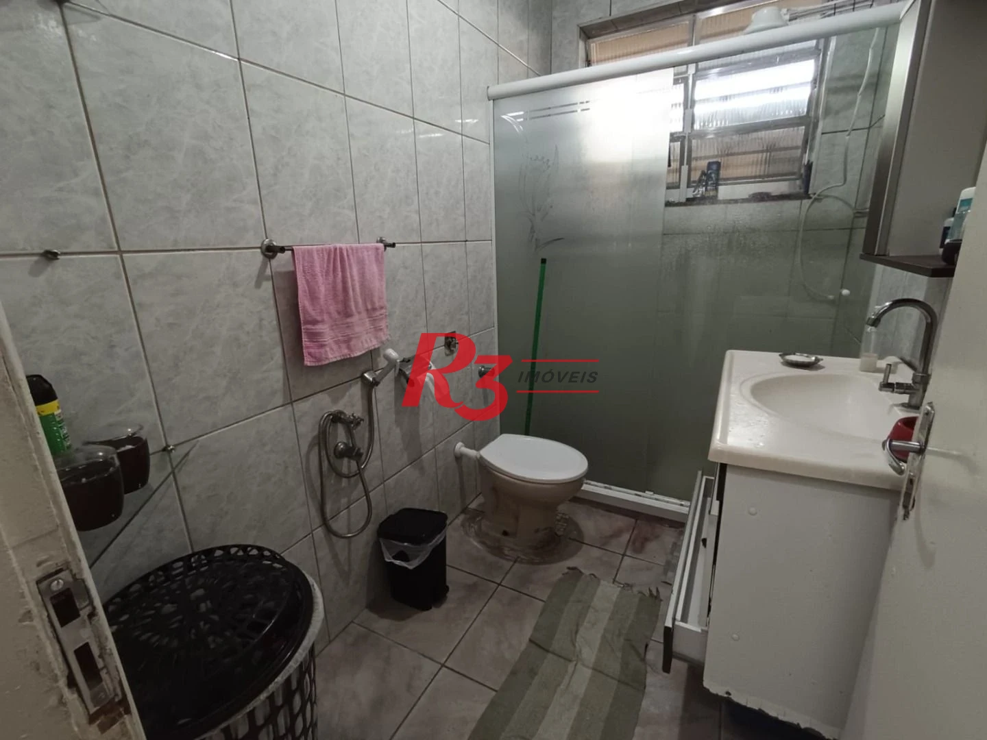Casa com 3 dormitórios à venda, 68 m² por R$ 470.000,00 - Macuco - Santos/SP