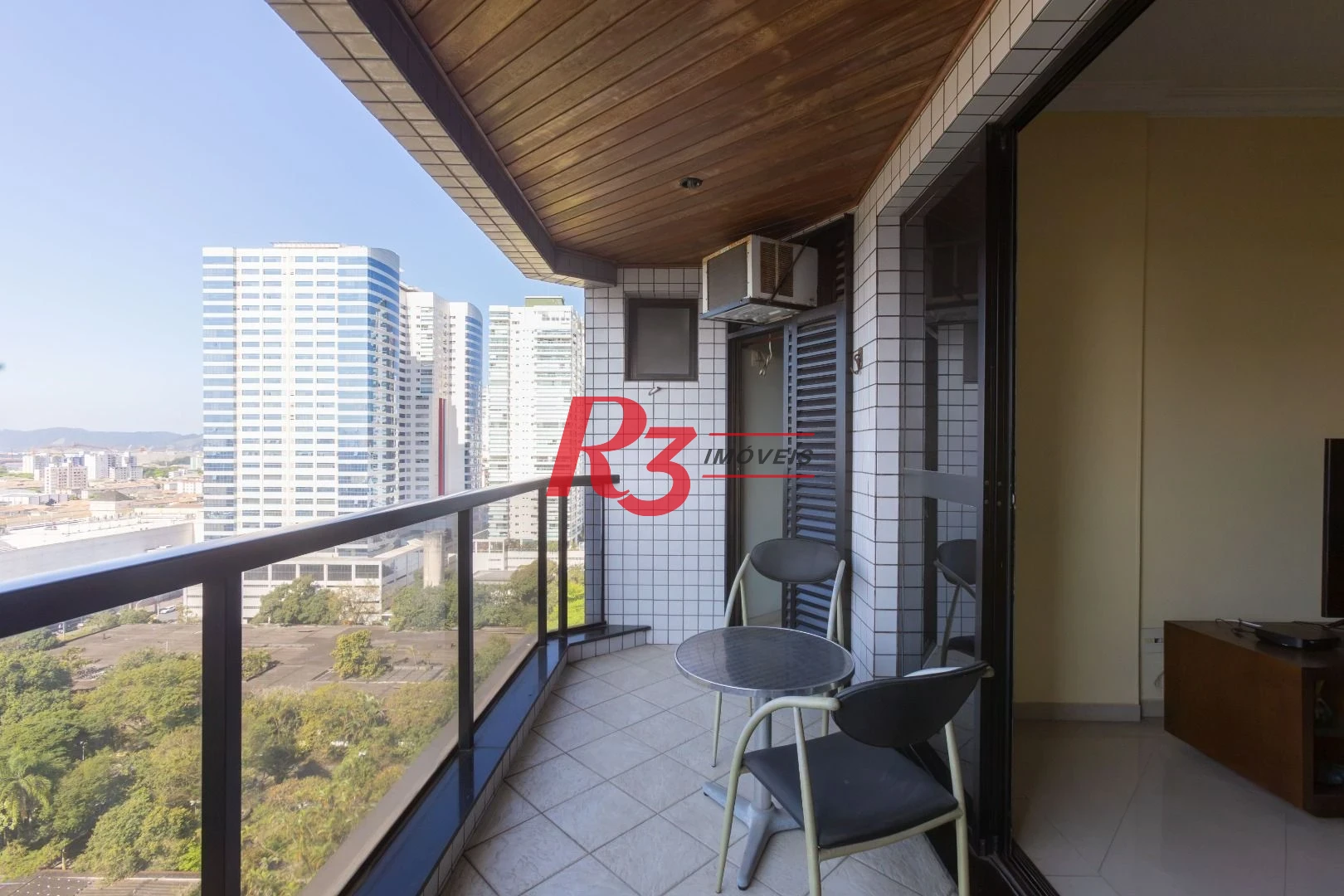 Apartamento com 3 dormitórios à venda, 137 m² por R$ 1.340.000,00 - Aparecida - Santos/SP