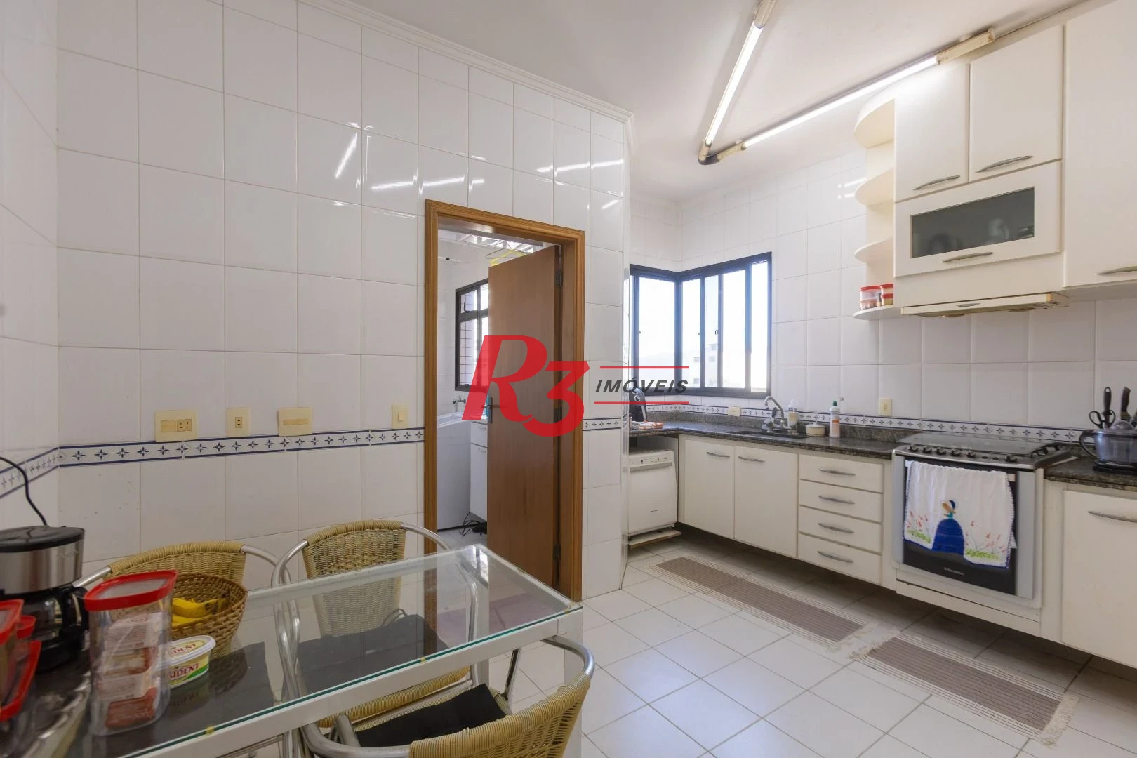 Apartamento com 3 dormitórios à venda, 137 m² por R$ 1.340.000,00 - Aparecida - Santos/SP