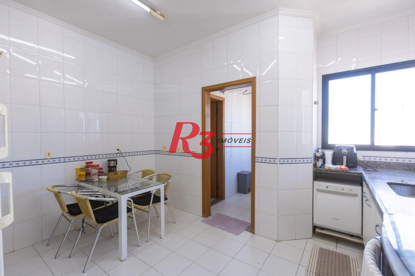 Apartamento com 3 dormitórios à venda, 137 m² por R$ 1.340.000,00 - Aparecida - Santos/SP