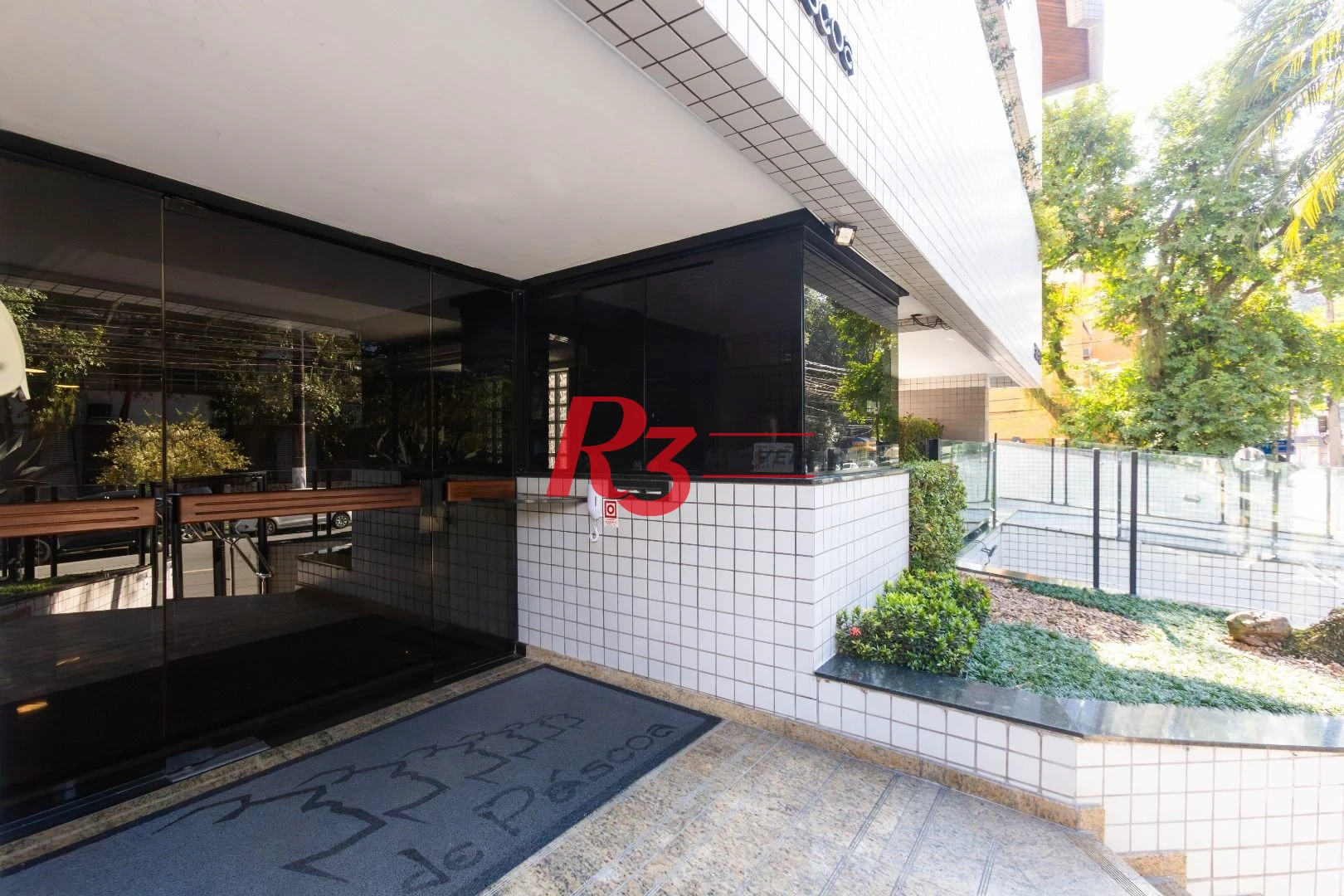 Apartamento com 3 dormitórios à venda, 137 m² por R$ 1.340.000,00 - Aparecida - Santos/SP