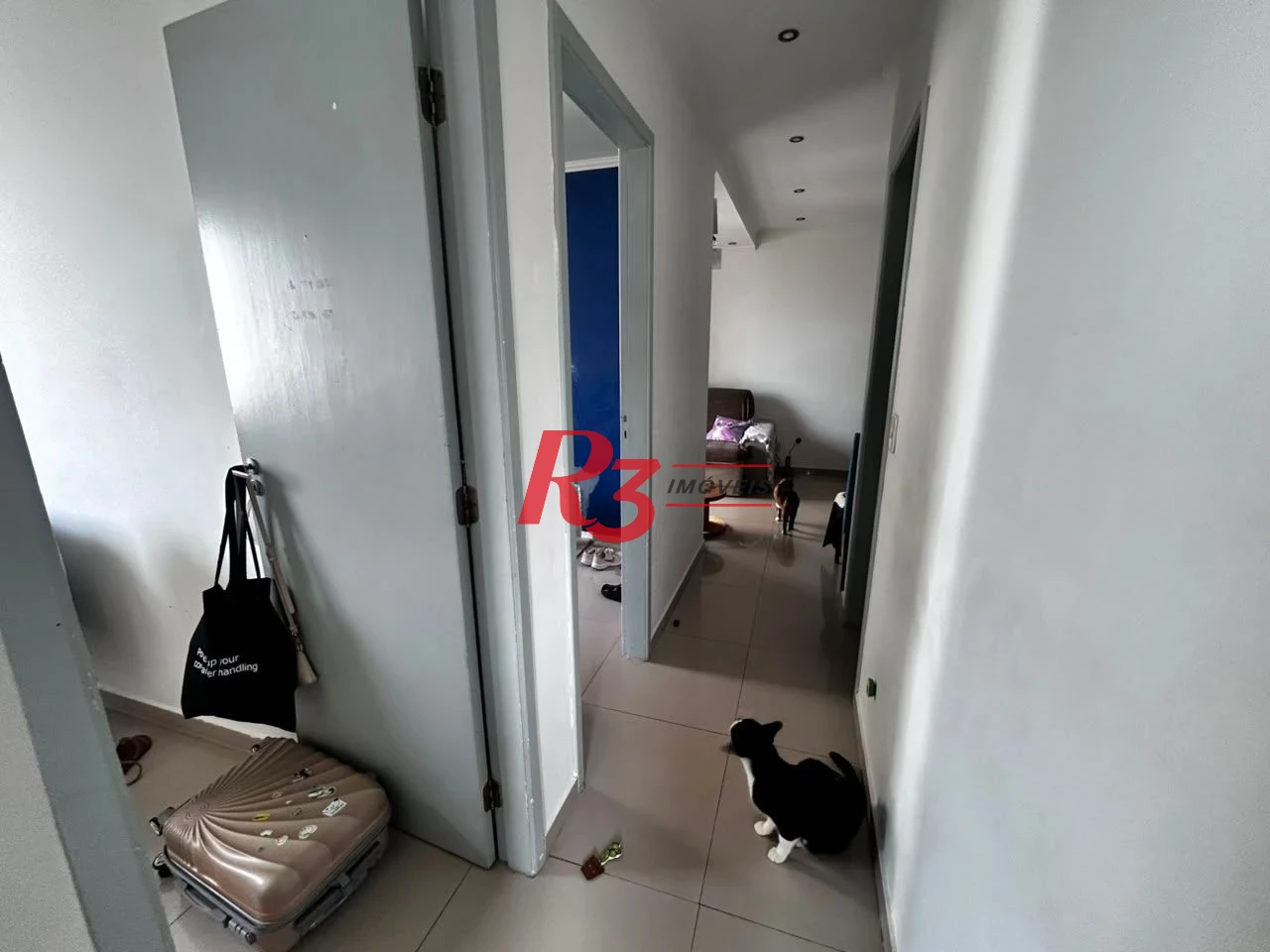 Apartamento com 3 dormitórios à venda, 69 m² por R$ 430.000,00 - Areia Branca - Santos/SP
