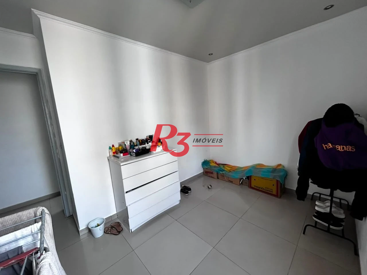 Apartamento com 3 dormitórios à venda, 69 m² por R$ 430.000,00 - Areia Branca - Santos/SP