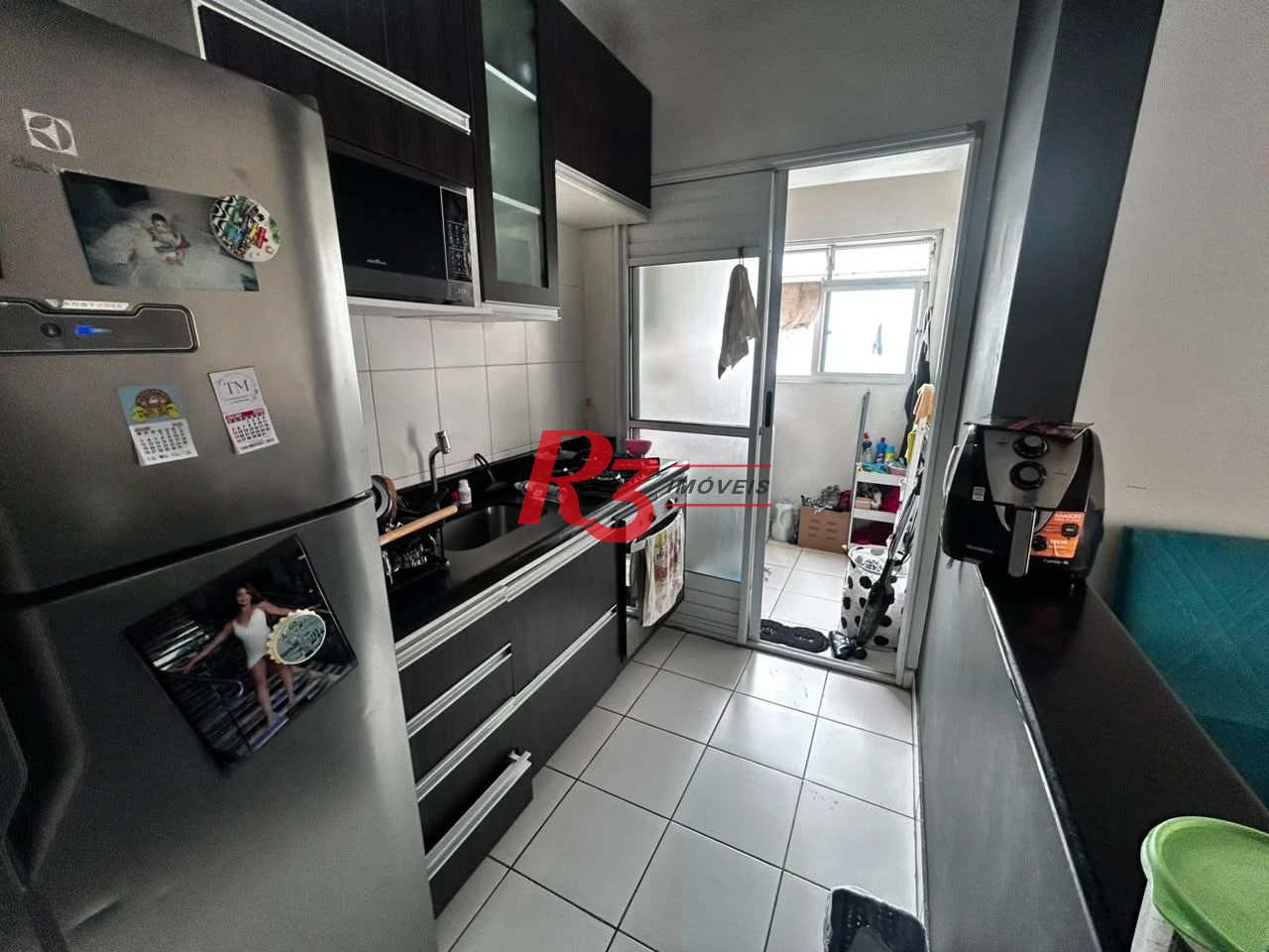 Apartamento com 3 dormitórios à venda, 69 m² por R$ 430.000,00 - Areia Branca - Santos/SP