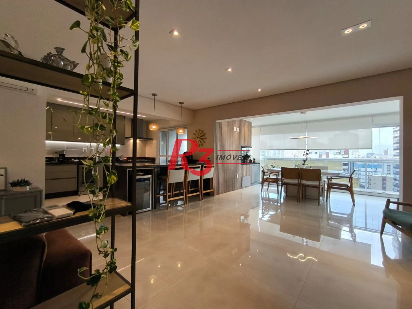 Apartamento com 3 dormitórios à venda, 143 m² por R$ 2.600.000,00 - Boqueirão - Santos/SP