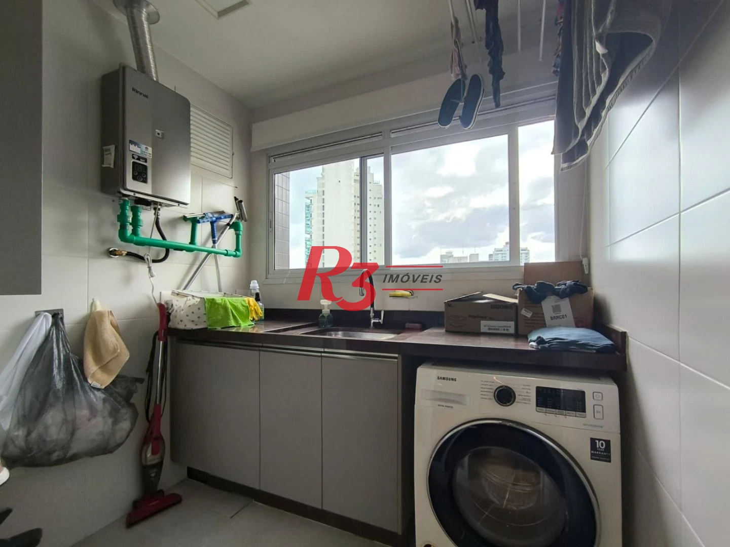 Apartamento com 3 dormitórios à venda, 143 m² por R$ 2.600.000,00 - Boqueirão - Santos/SP