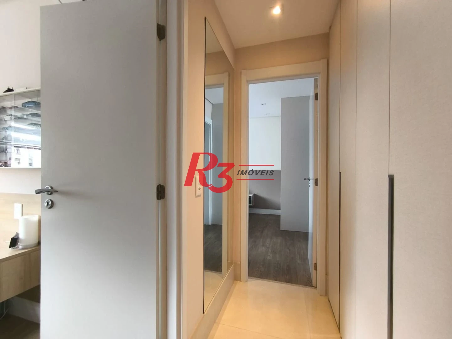 Apartamento com 3 dormitórios à venda, 143 m² por R$ 2.600.000,00 - Boqueirão - Santos/SP