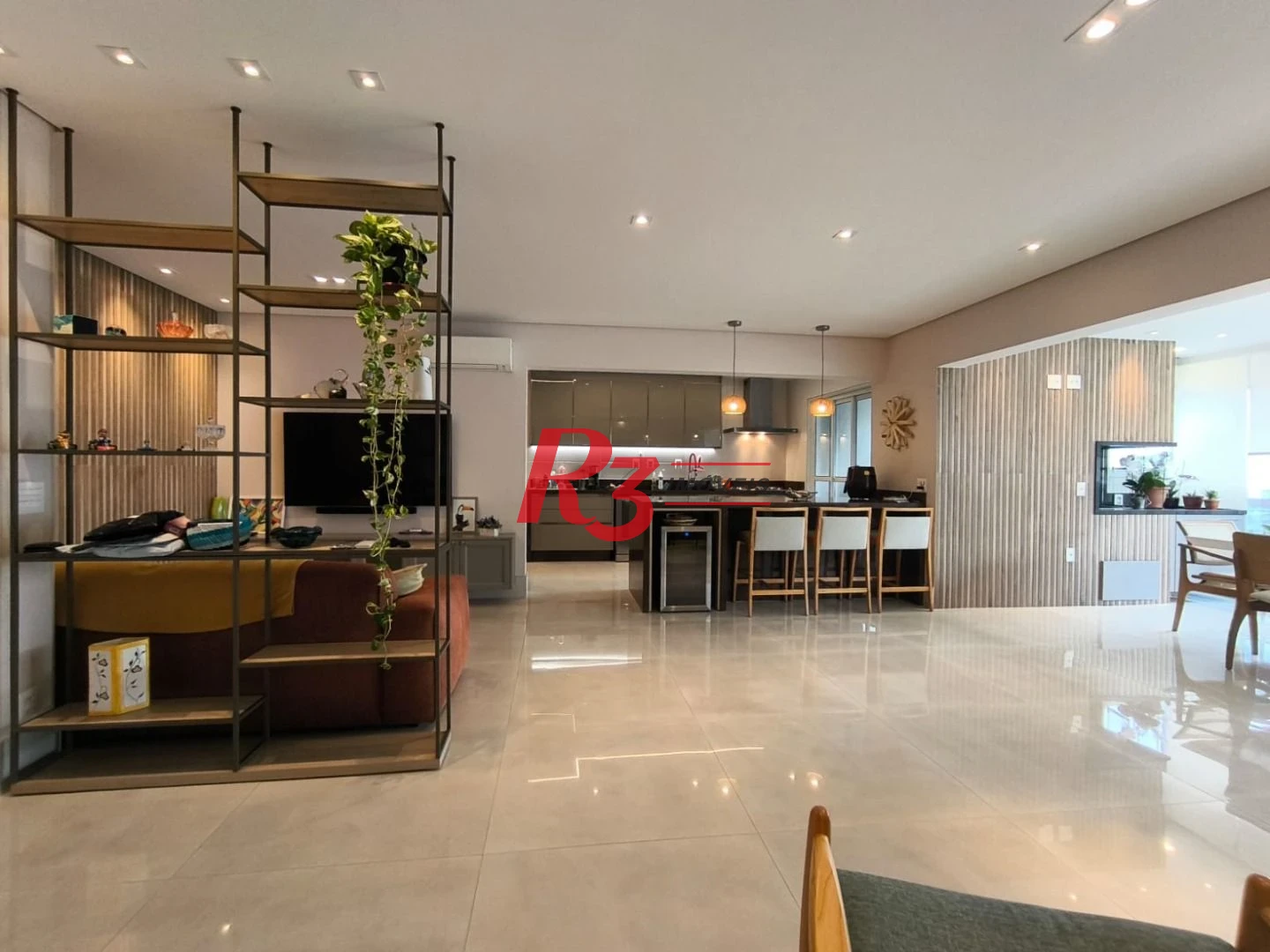 Apartamento com 3 dormitórios à venda, 143 m² por R$ 2.600.000,00 - Boqueirão - Santos/SP