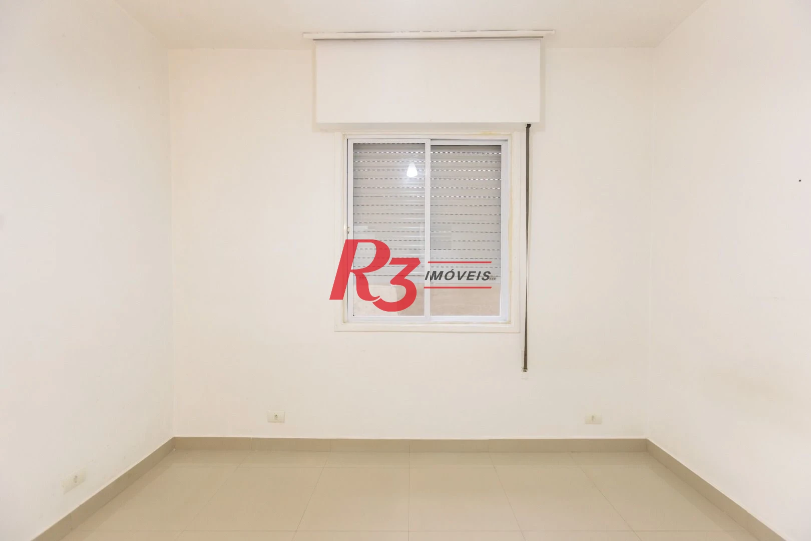 Kitnet com 1 dormitório para alugar, 30 m² por R$ 3.000,00/mês - Boqueirão - Santos/SP